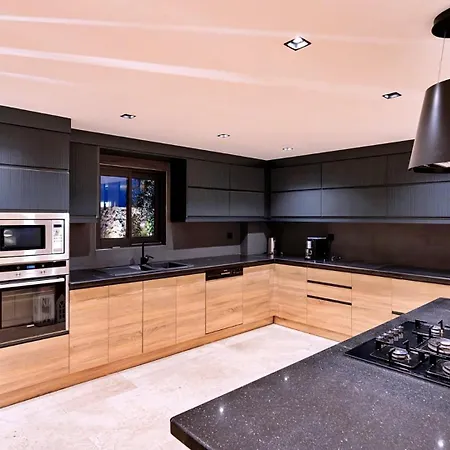 Luxury - 1108 Villa
