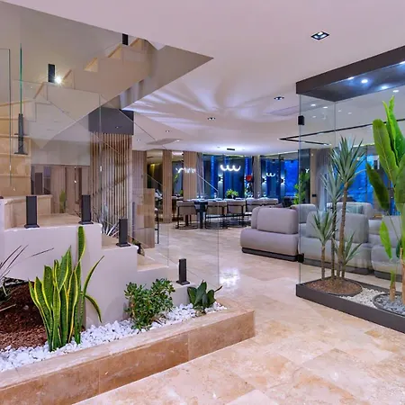 Villa Luxury - 1108 *